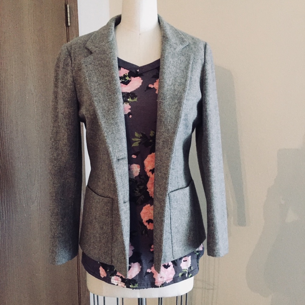 Jones New York Blazer Size 12 100% Wool
